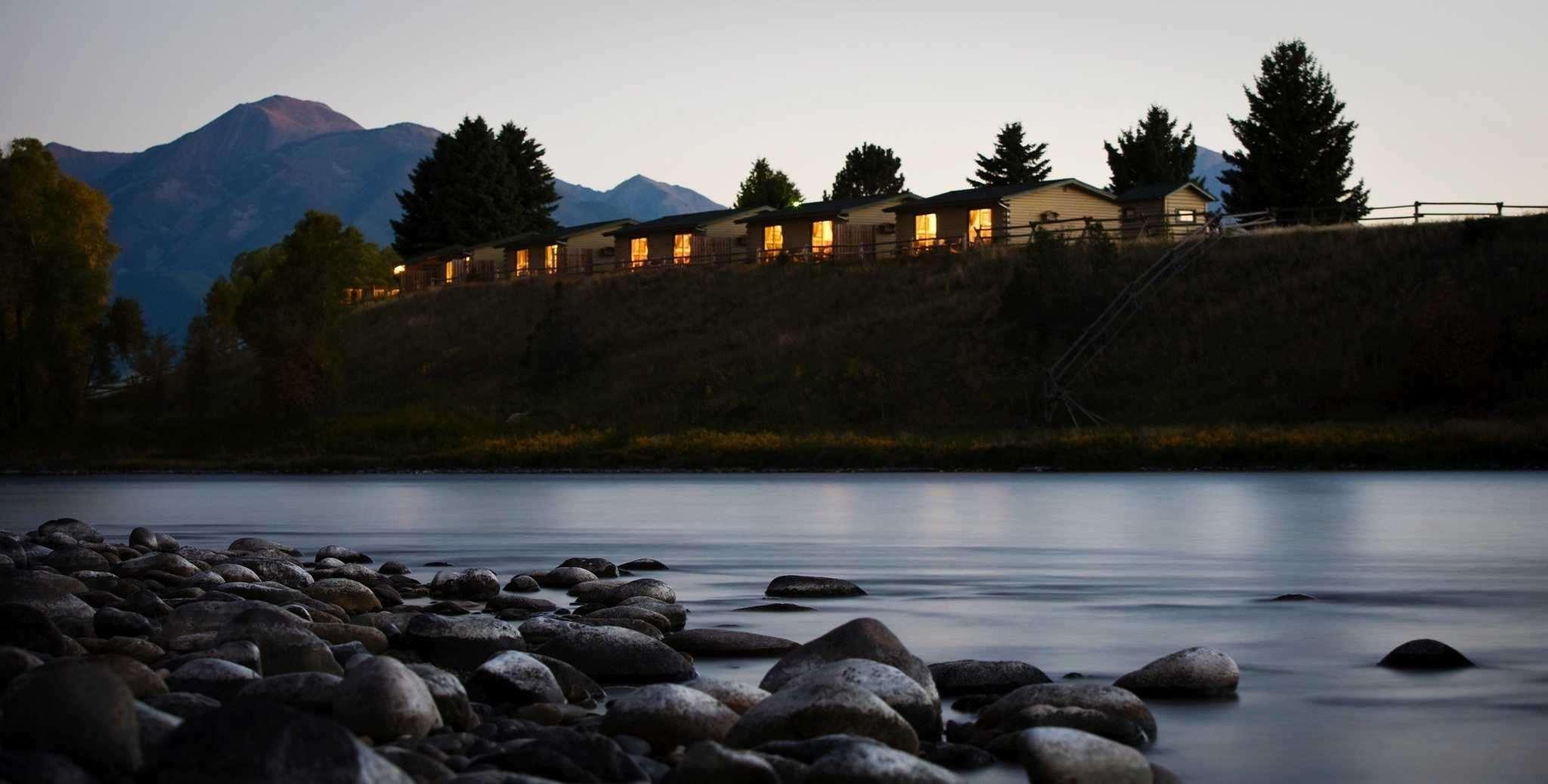 Yellowstone Valley Lodge, Ascend Hotel Collection Pray Dış mekan fotoğraf