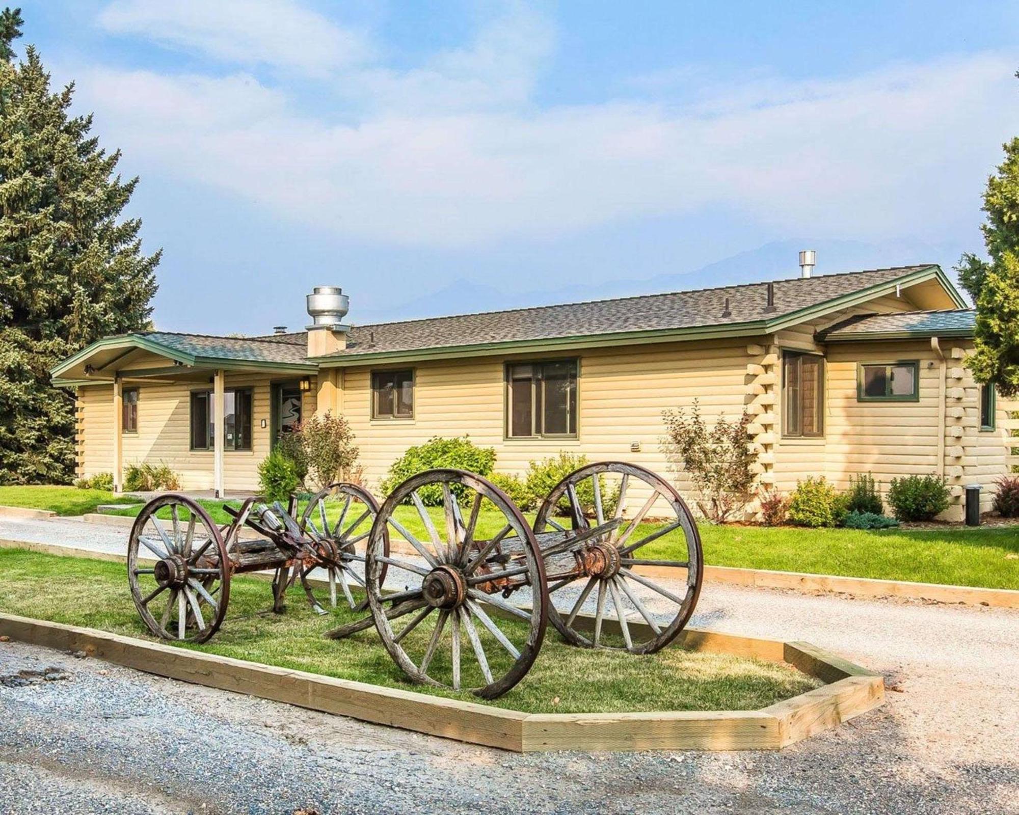 Yellowstone Valley Lodge, Ascend Hotel Collection Pray Dış mekan fotoğraf
