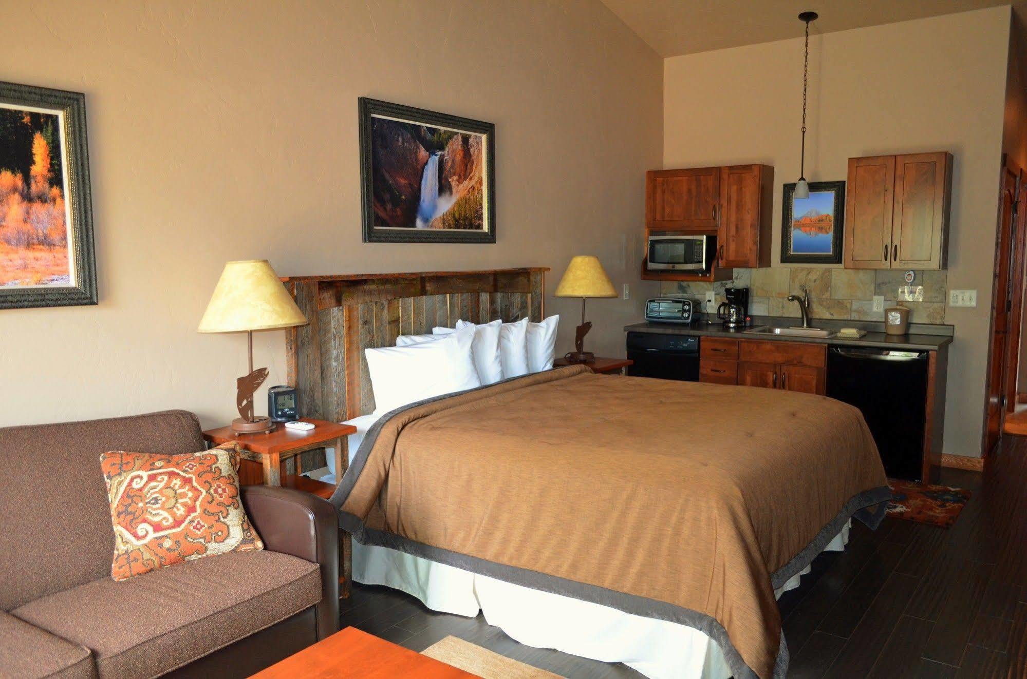 Yellowstone Valley Lodge, Ascend Hotel Collection Pray Dış mekan fotoğraf